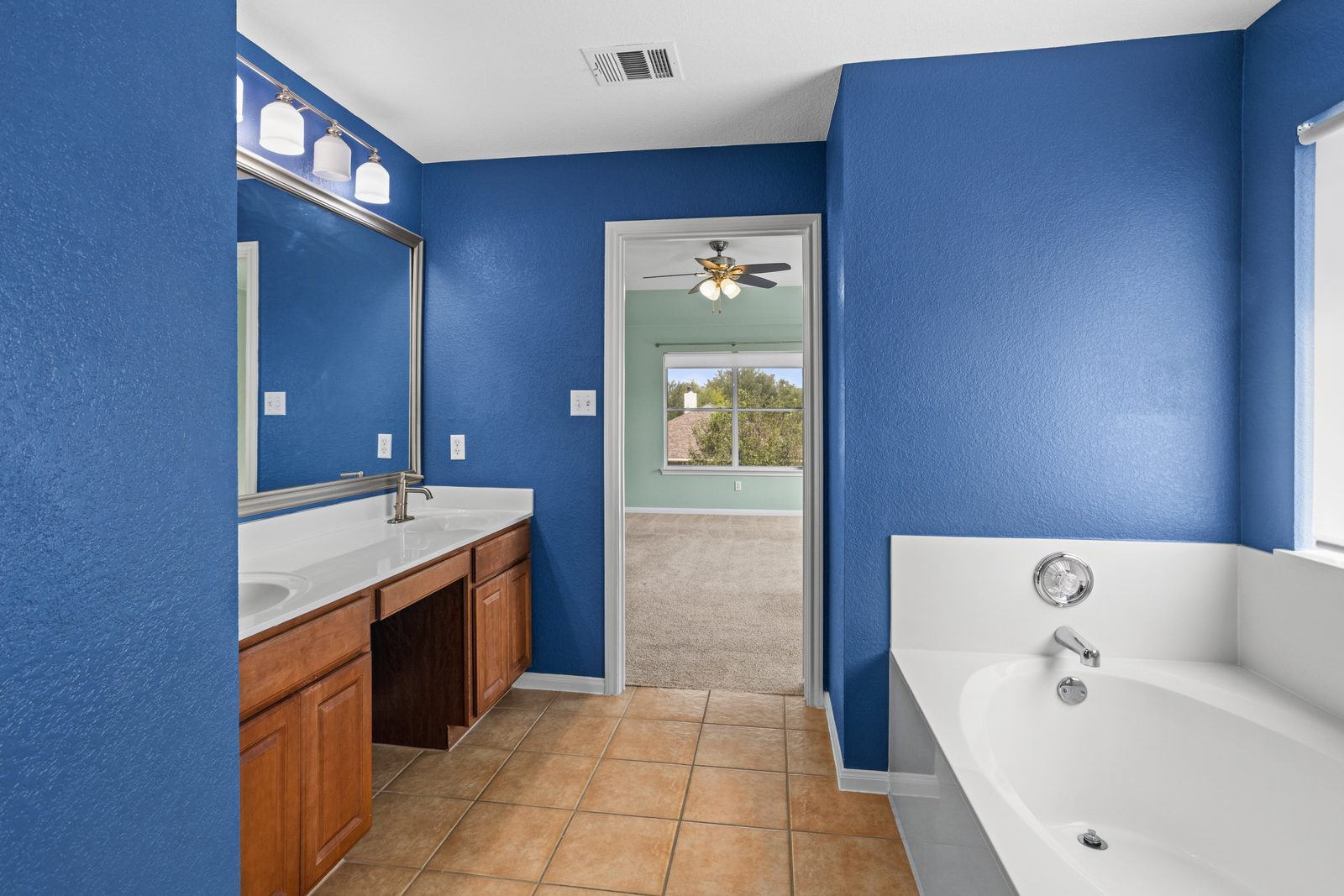 Primary Bath — vacant two-story home, Austin TX real estate photography