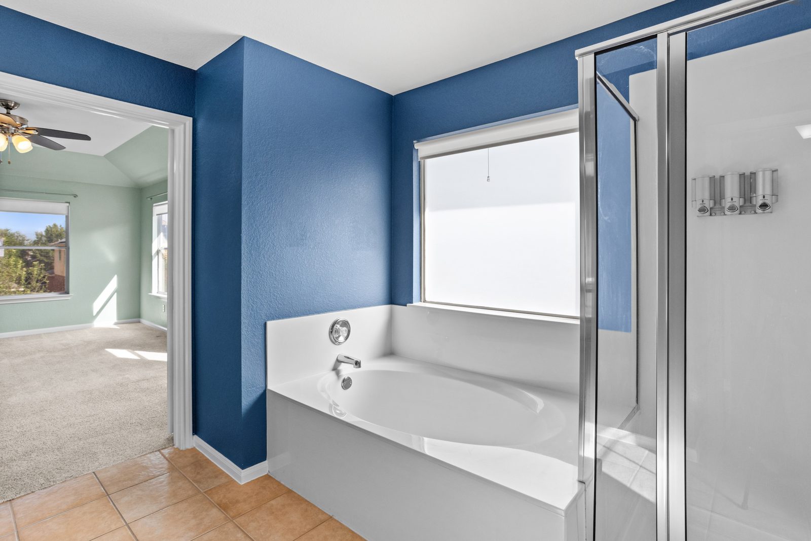 Primary Bath — vacant two-story home, Austin TX real estate photography