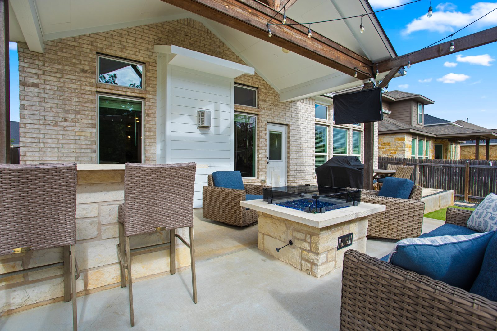 Covered Patio — Modern Farmhouse