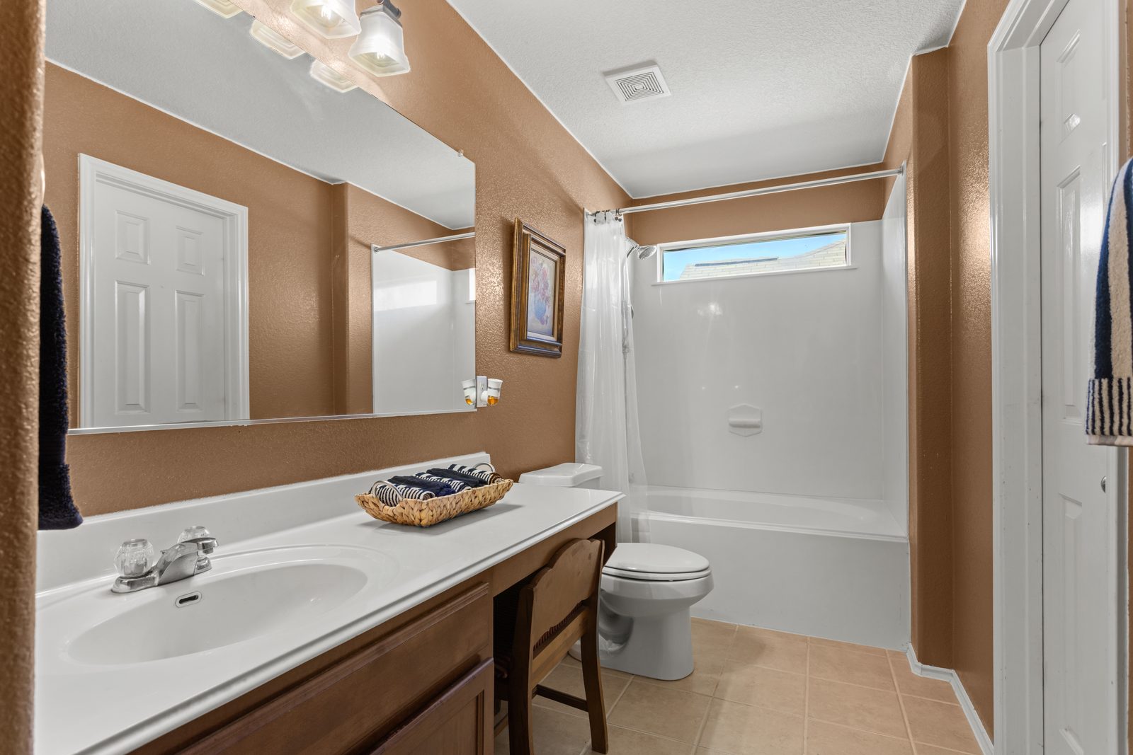 Primary Bath — Limestone Two-Story